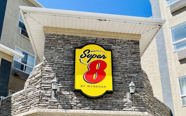 Super 8 Grande Prairie
