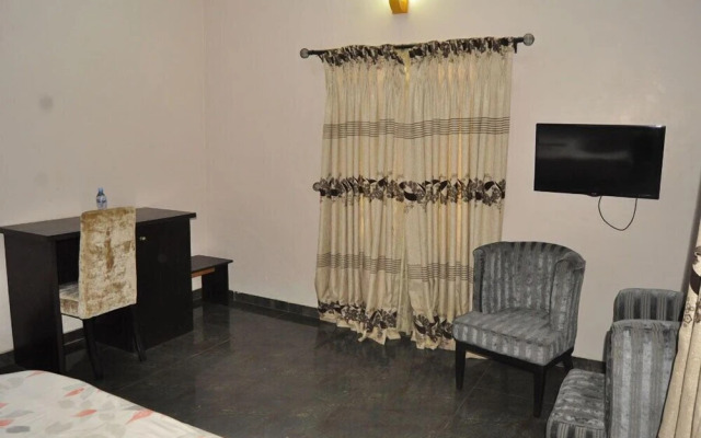 Transtell Suites & Apartments
