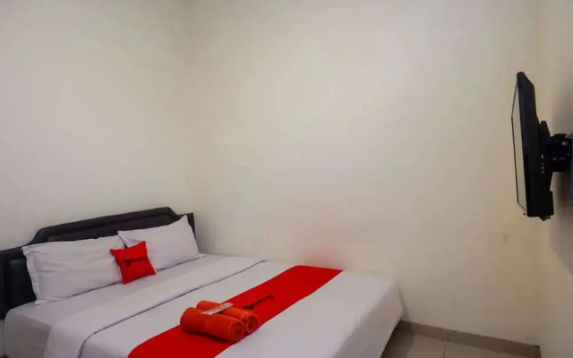 RedDoorz near Malioboro Mall 2