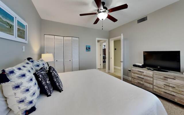 Shipwatch Surf & Yacht by Southern Vacation Rentals