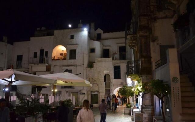 Via Tarantini 3 (Adults Only)