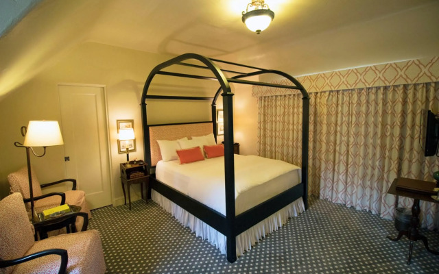L Auberge Carmel
