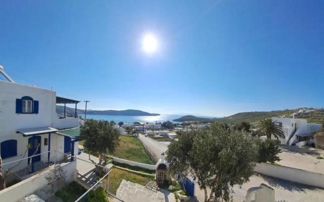 Kalimera Serifos Studio