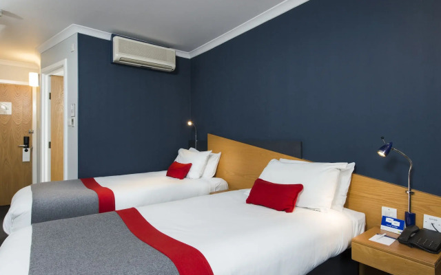 Express By Holiday Inn Warwick