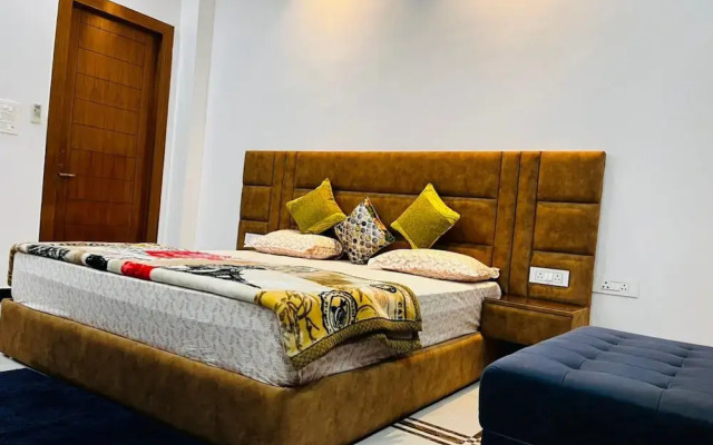 Groomgo The Grand Mansion Noida