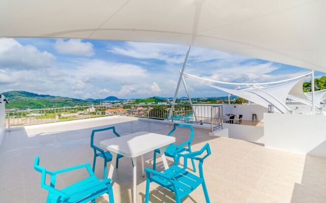 Chalong Hill Tropical Garden Homes
