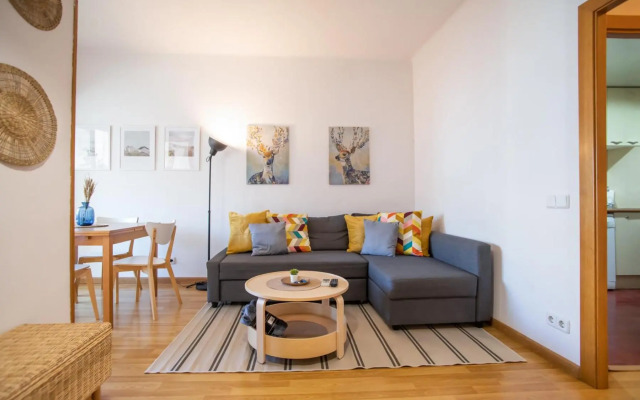 51FLO4-Well located apartment in Sant Antoni