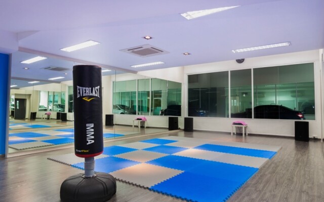 Avana Hotel and Convention Center (SHA Plus+)