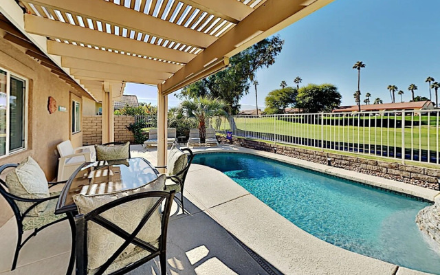 49257bar 3 Bedroom Home