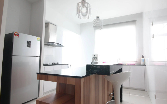 Shamrock Beach Villas Seaview 15