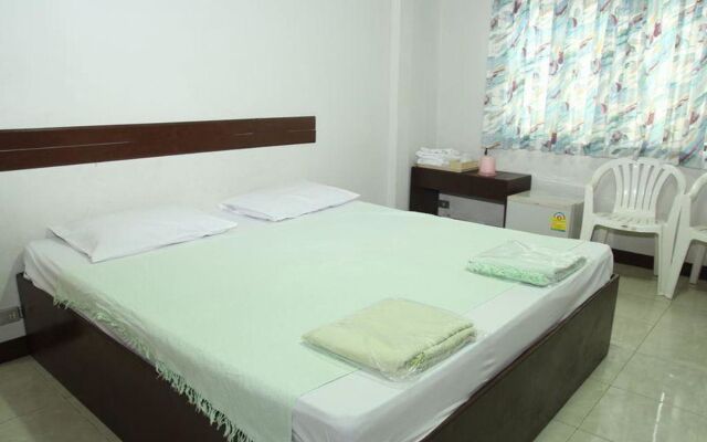 Myhome Guesthouse