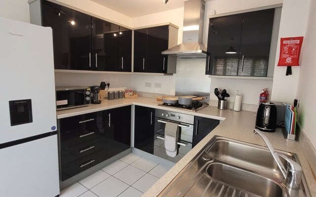House of 4 Chimneys by Your Lettings UK