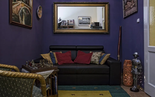 Stunning 2 Double Bedroom Apartment In The Centre Of Budapest