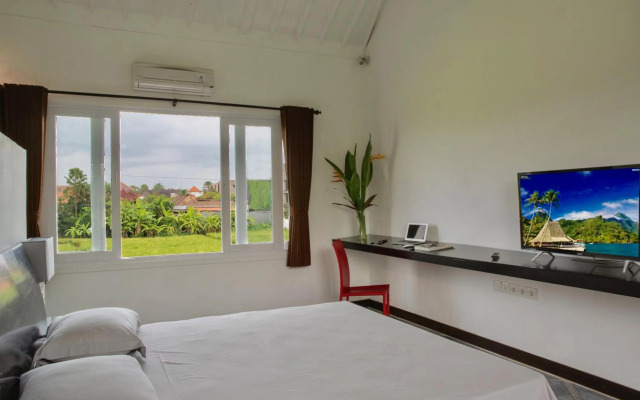 Villa JULIA | heart of Seminyak | 350m Beach