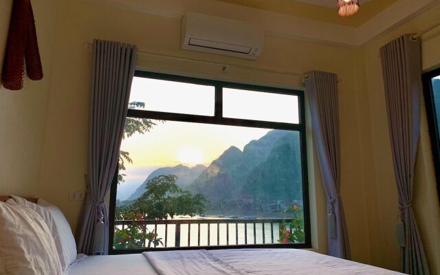 Phong Nha Coco Riverside Homestay