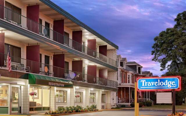 Travelodge by Wyndham Chambersburg