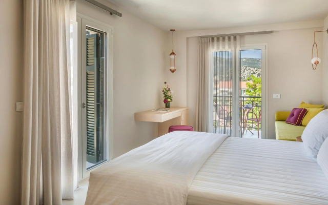 Ionian Plaza Hotel & Spa