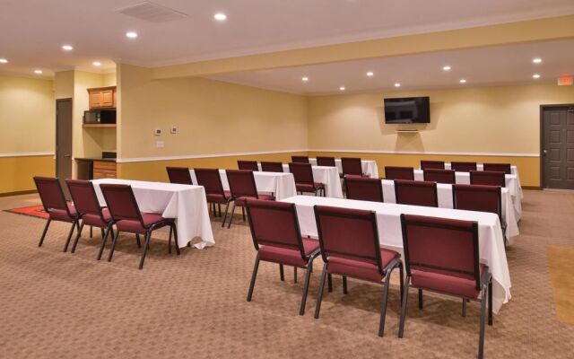 Red Lion Inn And Suites