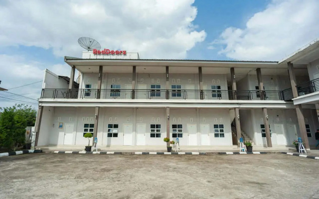 RedDoorz @ Jalan HOS Cokroaminoto Jambi