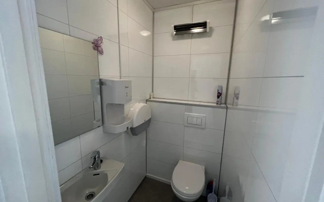 Midnattsol Rom Og Hytter