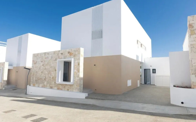 Protaras Aqua Pearl Villa Aq10 With Pool Heating