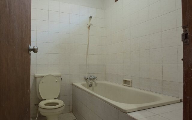 RedDoorz near Ground Zero Legian