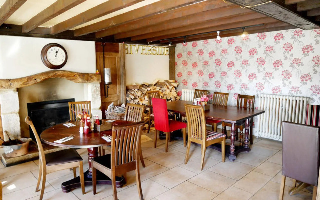 The Riverside Inn