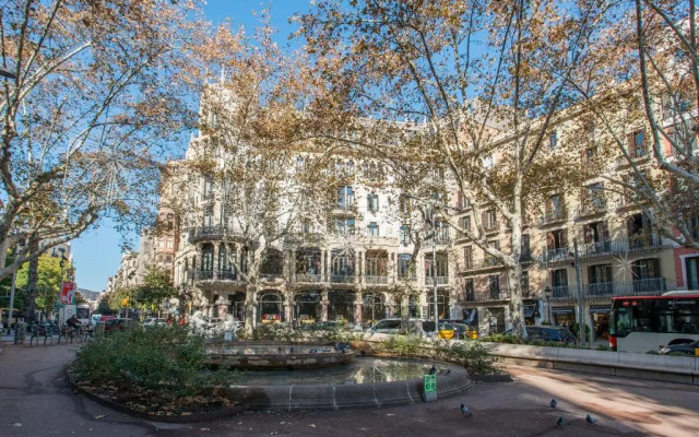 Fewdays Barcelona Apartments