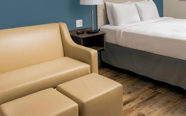 WoodSpring Suites Cherry Hill