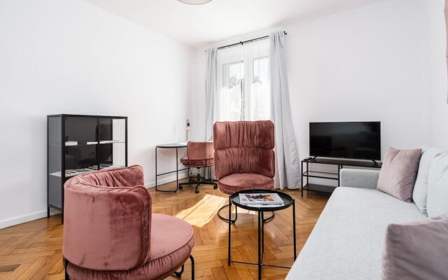 Rycerska Apartments by Renters