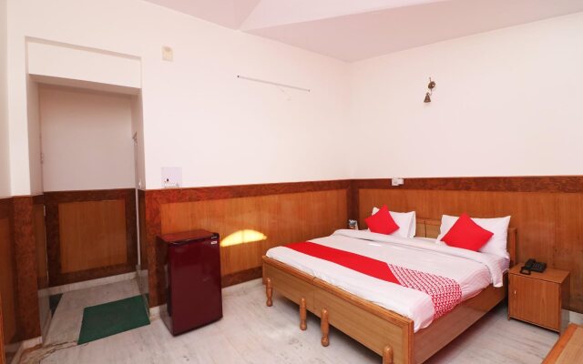 Hotel Gaurav Palace By OYO Rooms