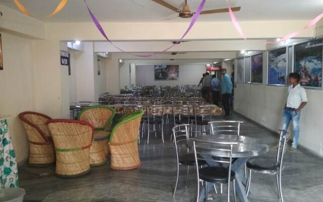 Hotel City Ganga by Rudra Palace