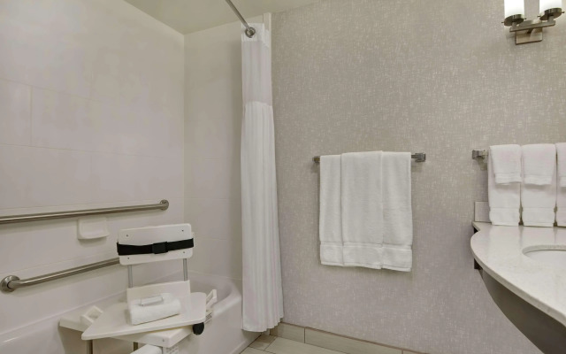 Hilton Garden Inn Fayettevile
