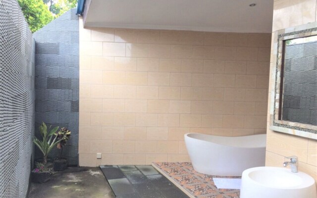 Room-villa - Warung Aromachampuhan