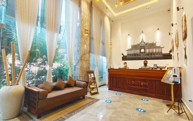 Le Botum Hotel