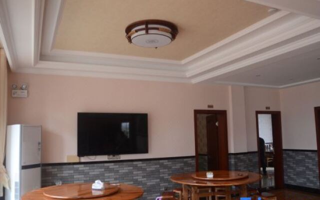 Xinchang makes great use of people's farm life