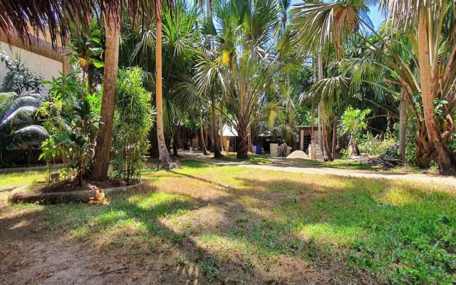 Pili Beach Resort Agmanic