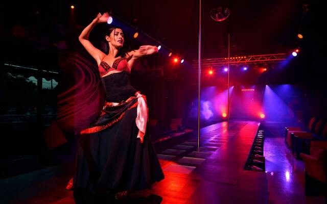 Oh! Oasis Urban Hotel