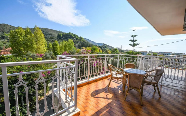 Daisy Zakynthos Apartments