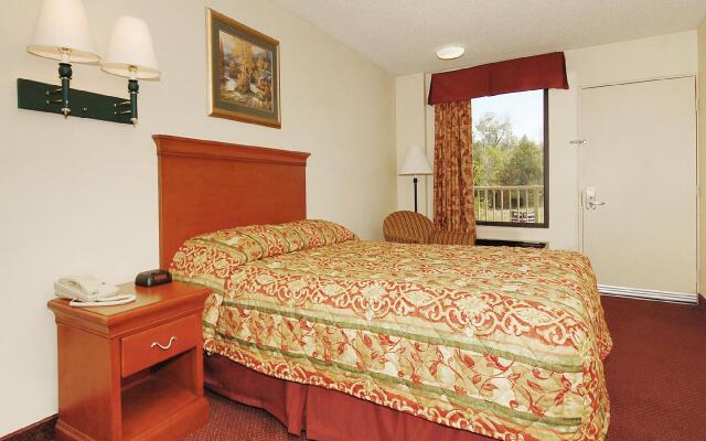 Howard Johnson by Wyndham Pigeon Forge