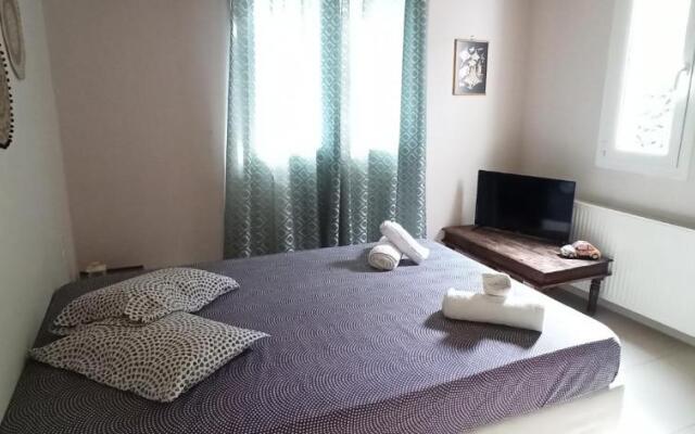 Aria Guest House