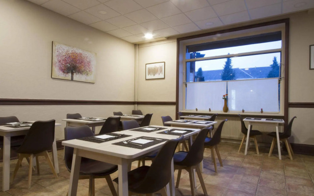 Brit Hotel Roanne - Le Grand Hotel