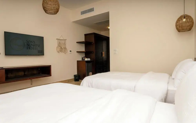 Azad Siwa Hotel