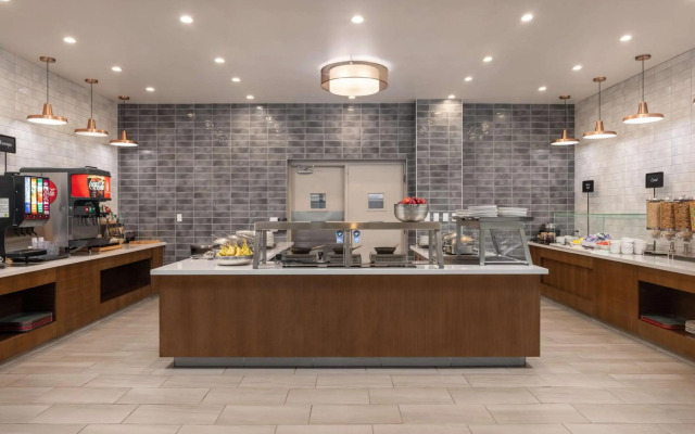 Embassy Suites by Hilton Tucson East
