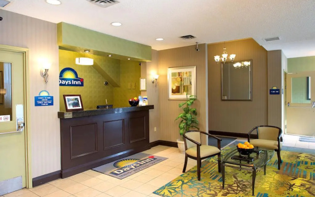 Days Inn by Wyndham Toronto East Beaches