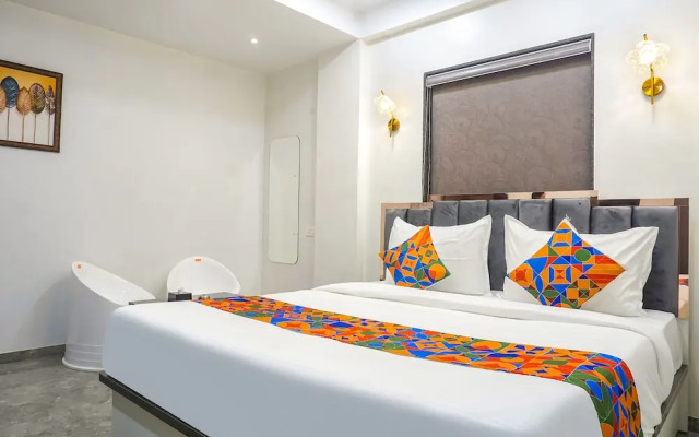 Fabhotel Hill Top Inn