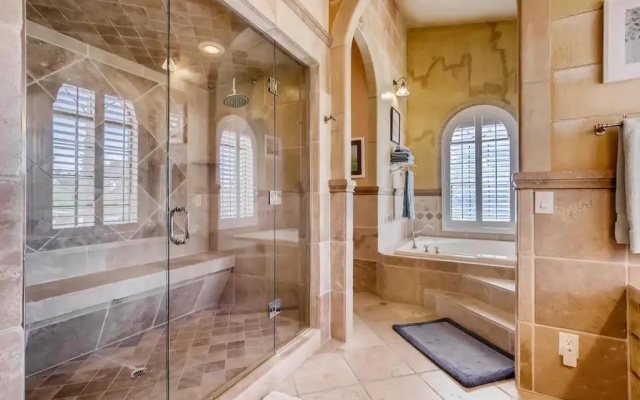Villa Gordal - Enormous Villa in las Vegas with 39 Sleeps