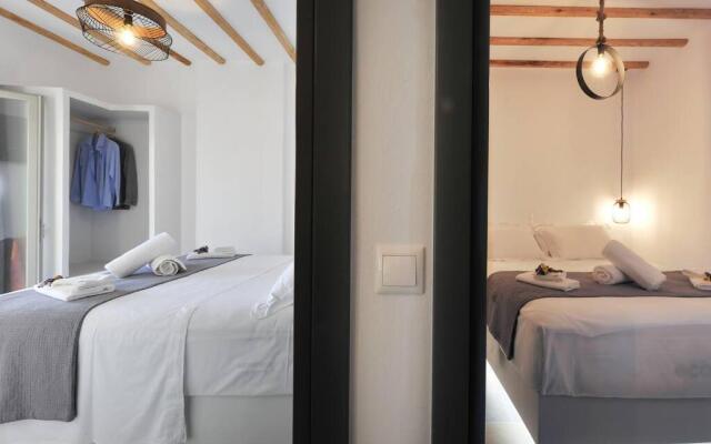 Droufakos home - Lux seafront apt