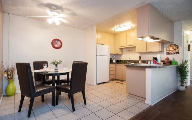 Sunshine Suites at Midway