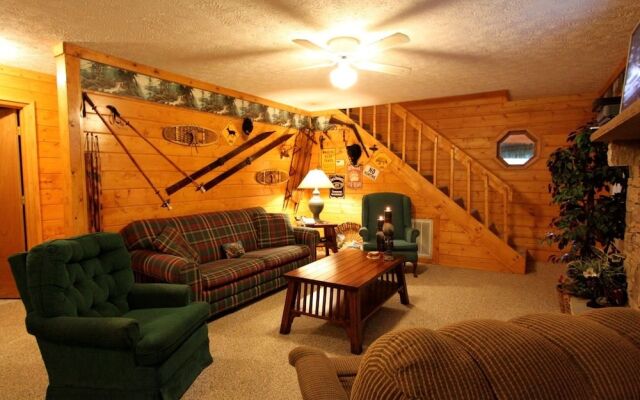 Woodhaven 1741 - Two Bedroom Cabin